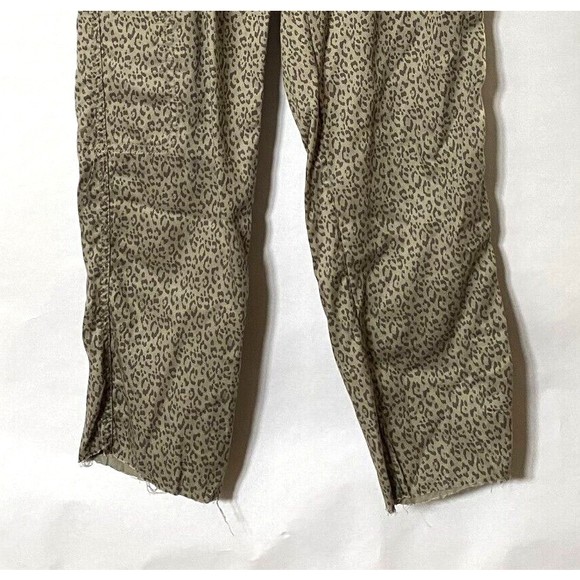 Nicole Miller CUT OFF Hem Jogger Pants Medium Taupe Animal Print Lyocell READ - Picture 3 of 16